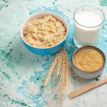 Oatmeal and raw oats Oatmeal and raw oats